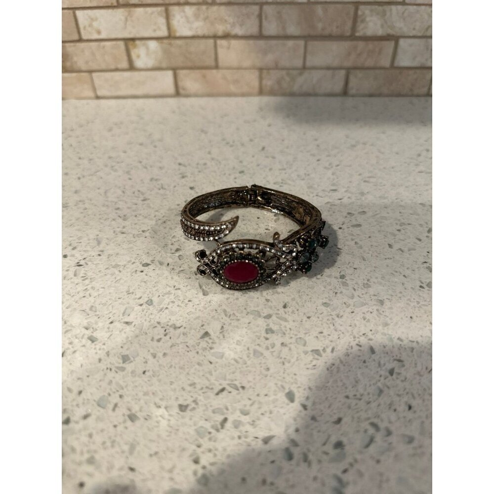 Vintage Visson Faux‎ Ruby Crystals Hinged Cuff Bracelet (g7